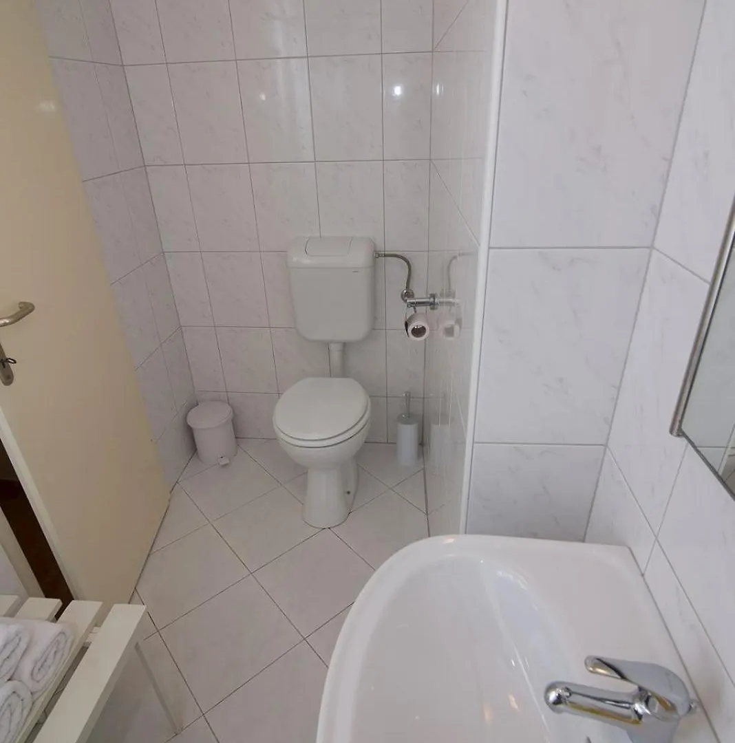 Apartments With A Parking Space Mali Losinj, Losinj - 19706 Croatie